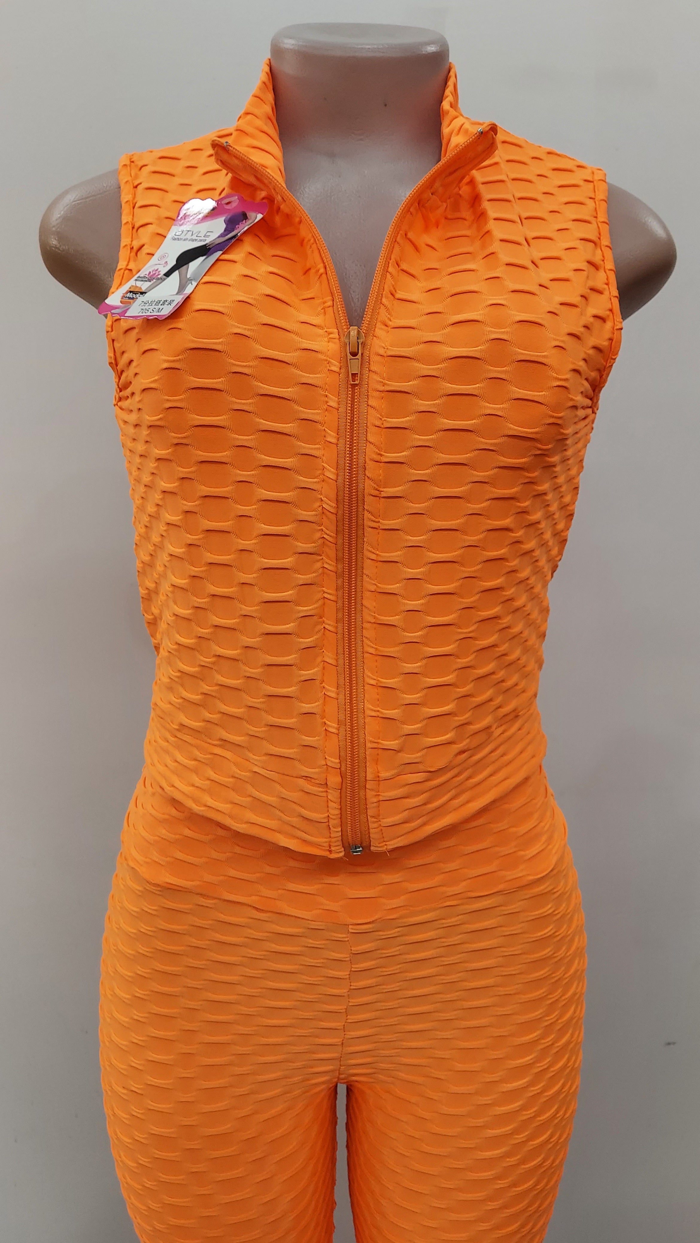 705 - BBL / yoga/Capri Legging & zipper Crop Top Set/ Honey Comb - Solid