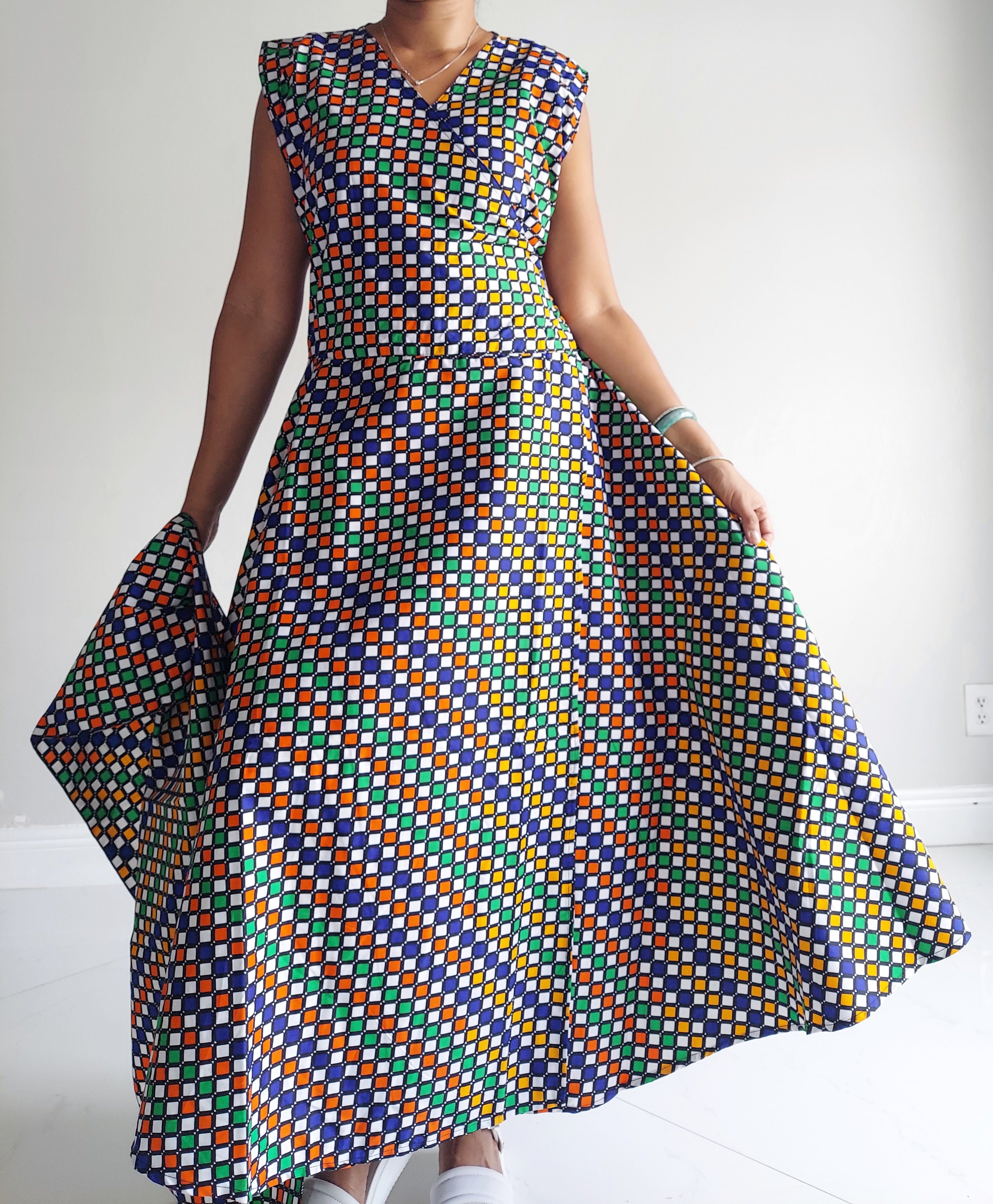 1045- Women Long Printed Sleeveless Wrap Dress