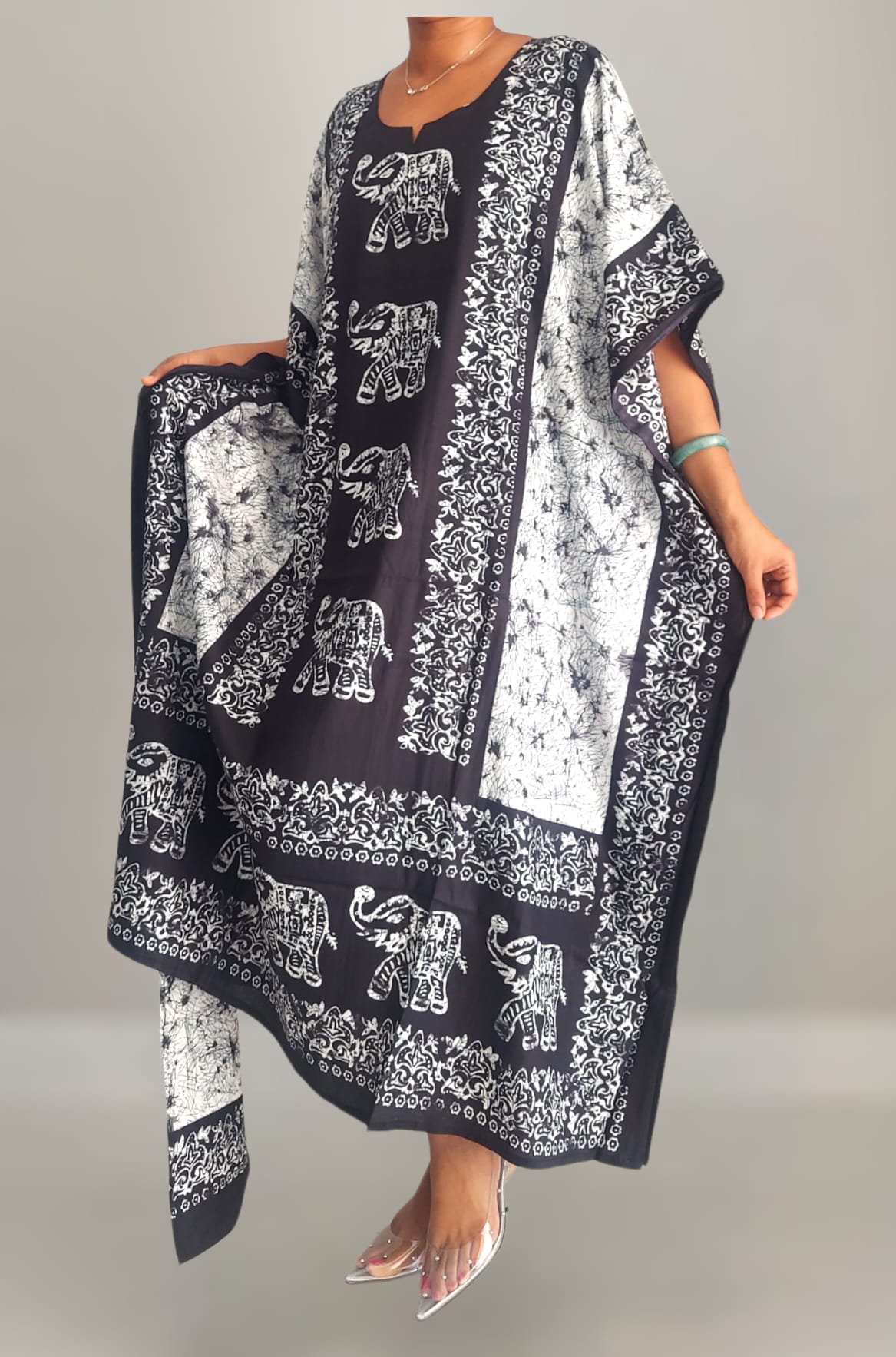 Women Elephant Print Kaftan Dress - Black