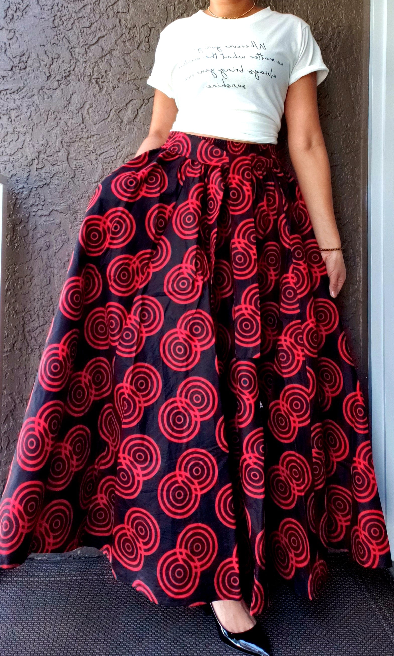 7001 - Woman Long Printed Maxi Skirt- Black/Red