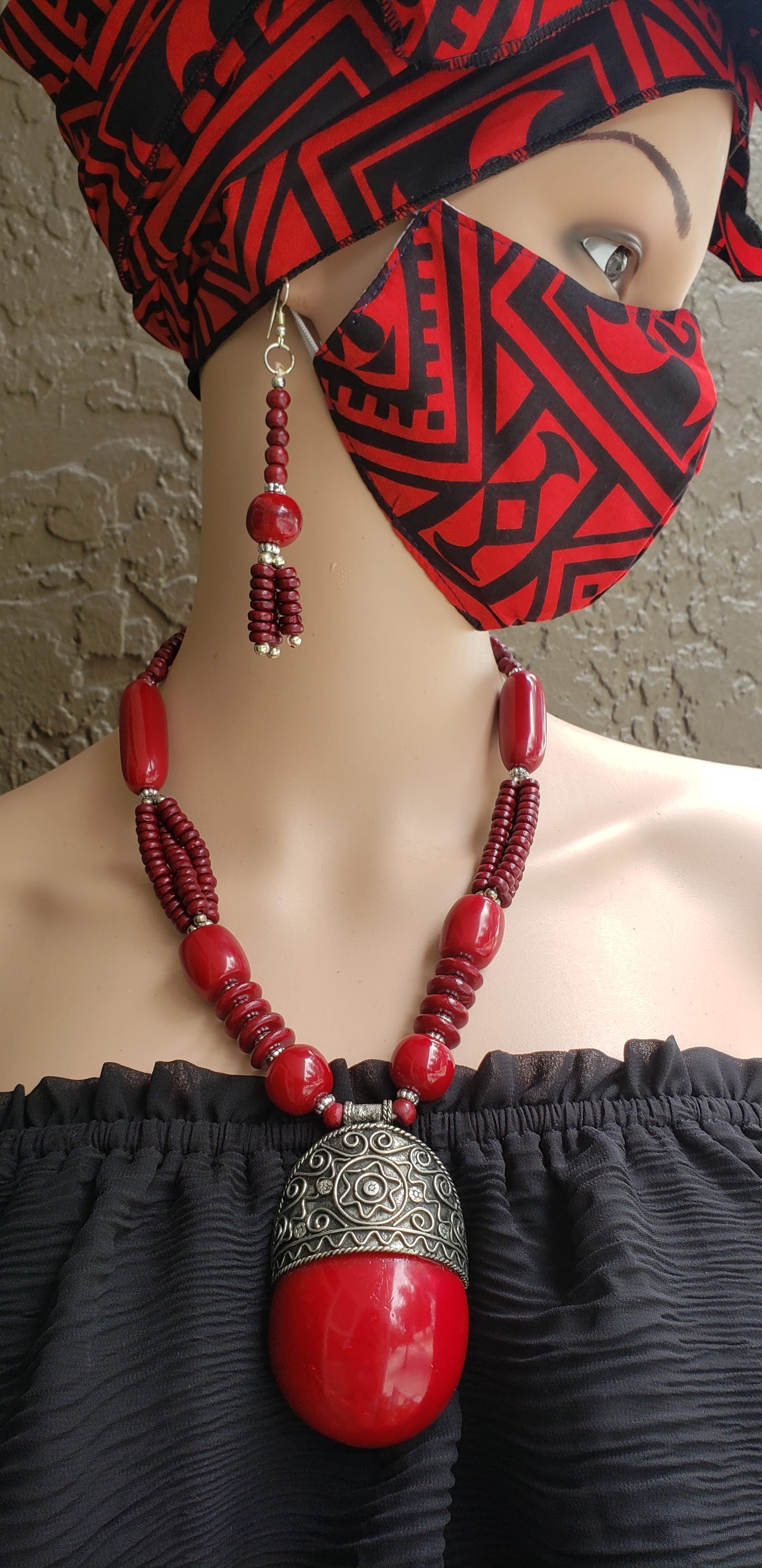 Pendant Necklace & Earrings Set