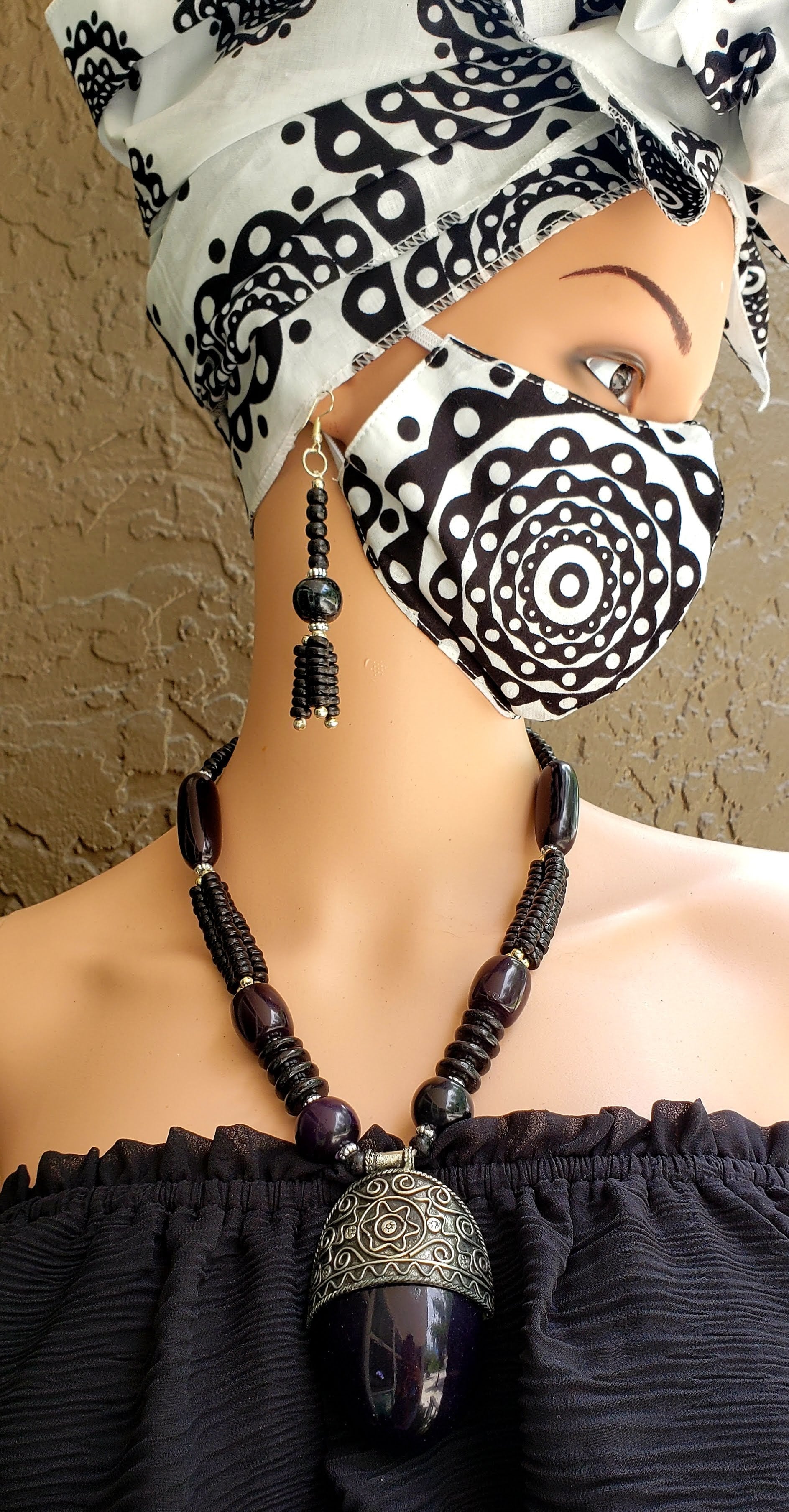 Pendant Necklace & Earrings Set