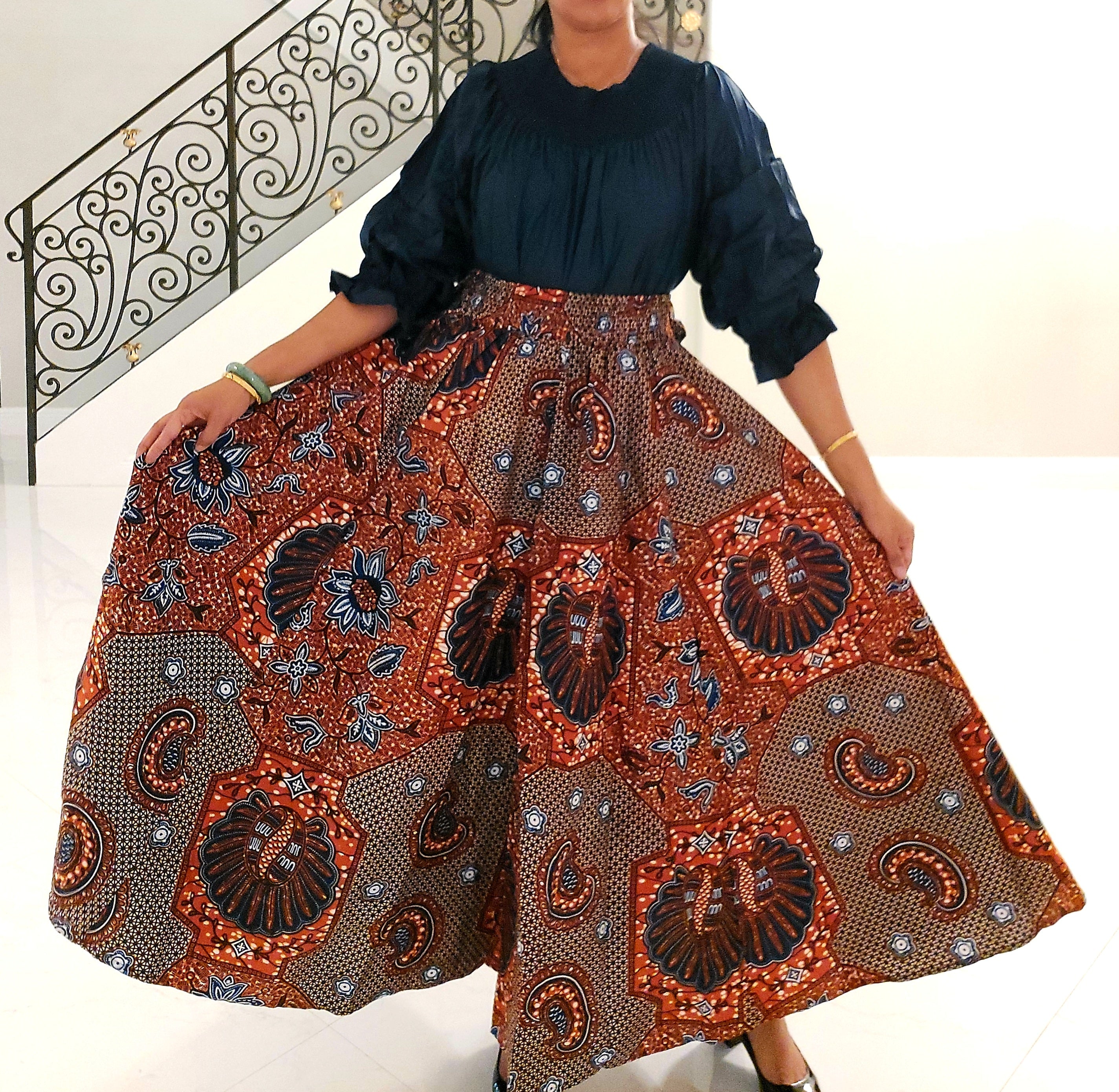 1003 Women Long Printed Skirt