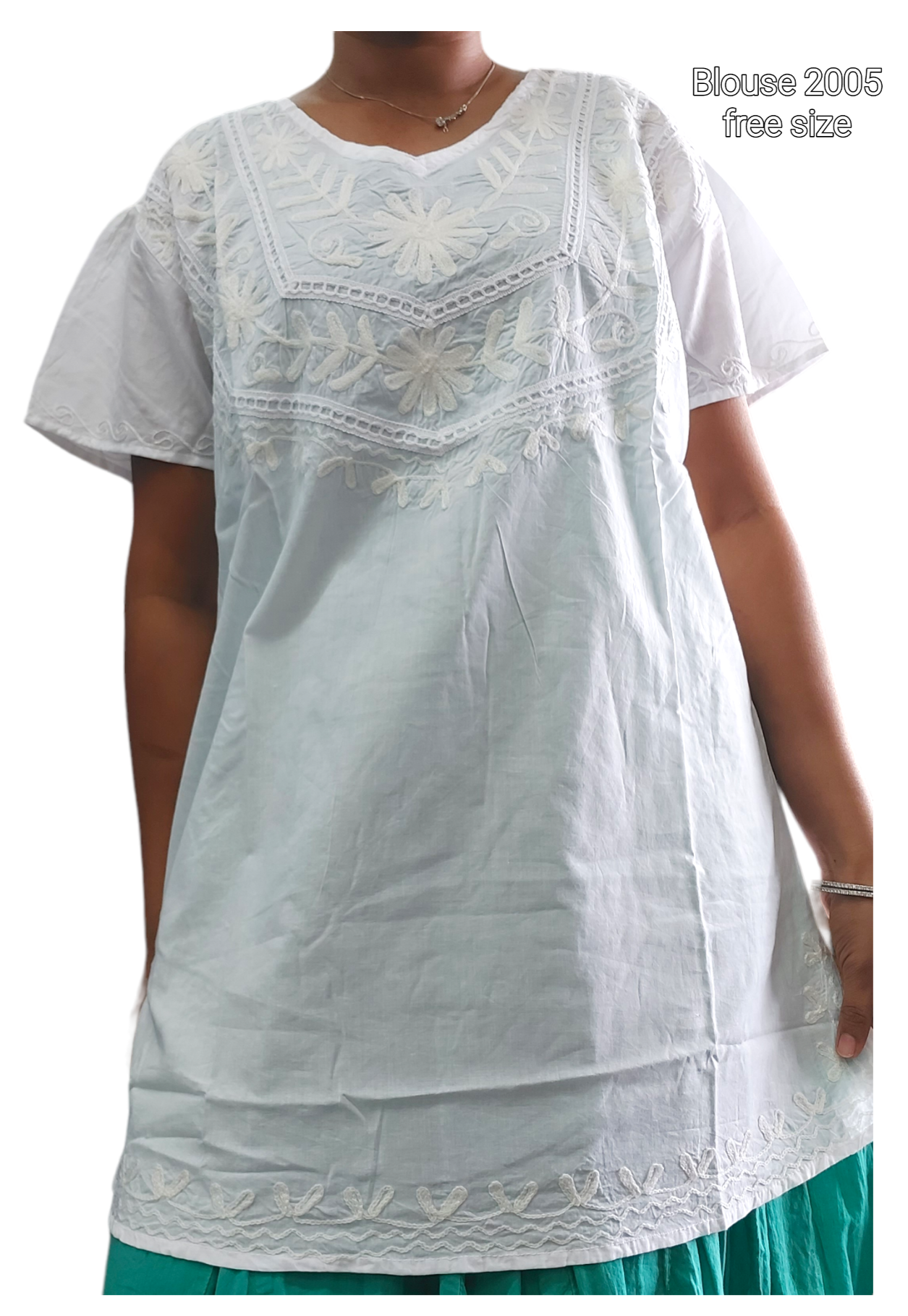 2005 White Cotton Embroidery Blouse