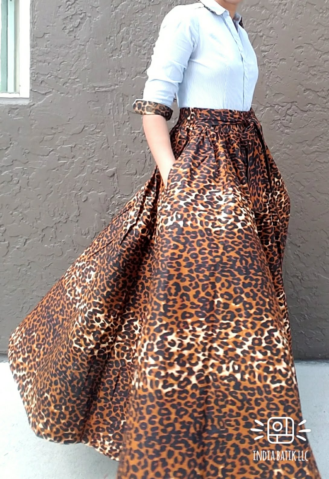 7001 Women Long Printed Maxi Skirt- Brown Animal Print