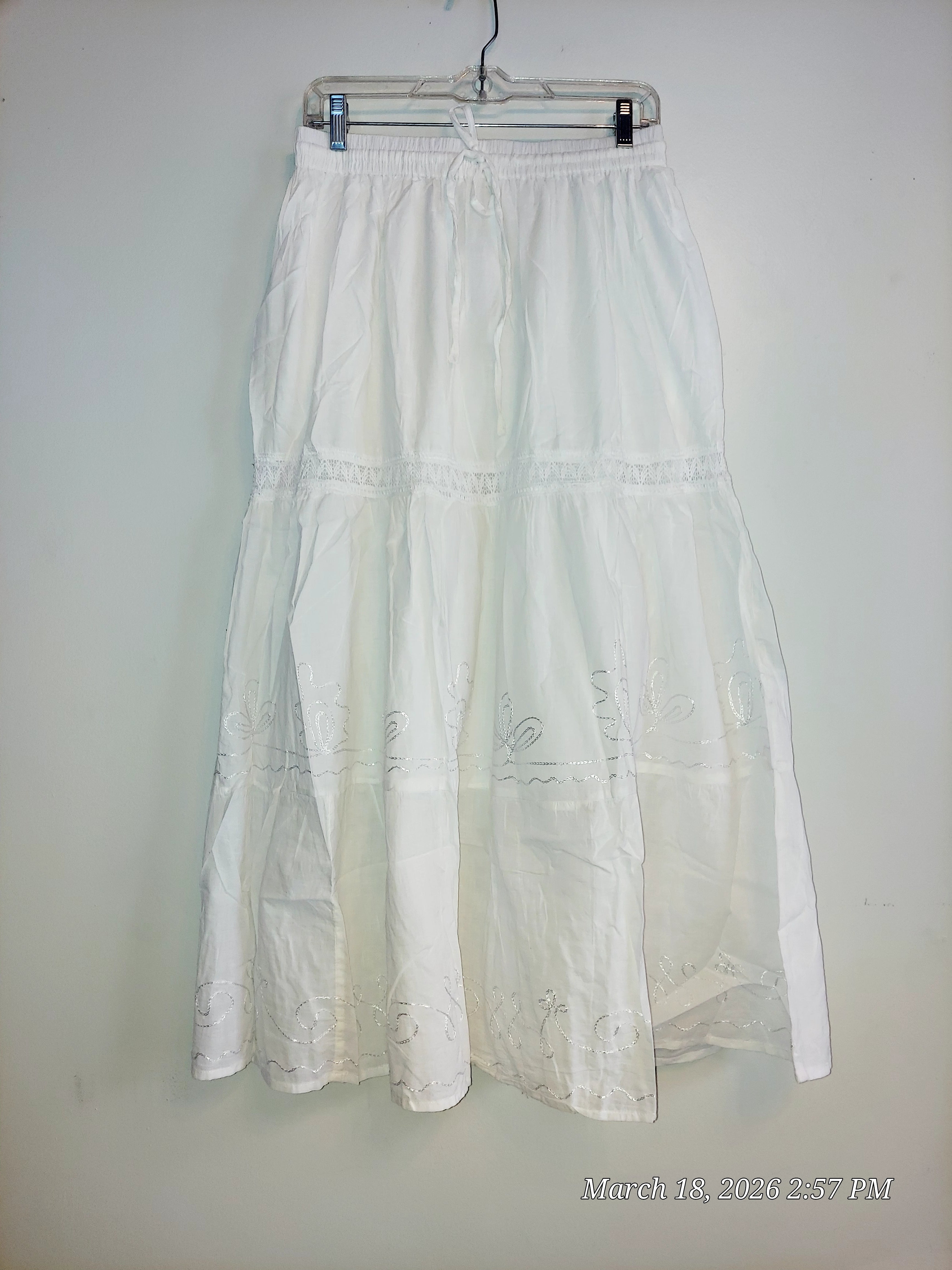 White Cotton Embroidery Skirt CS004