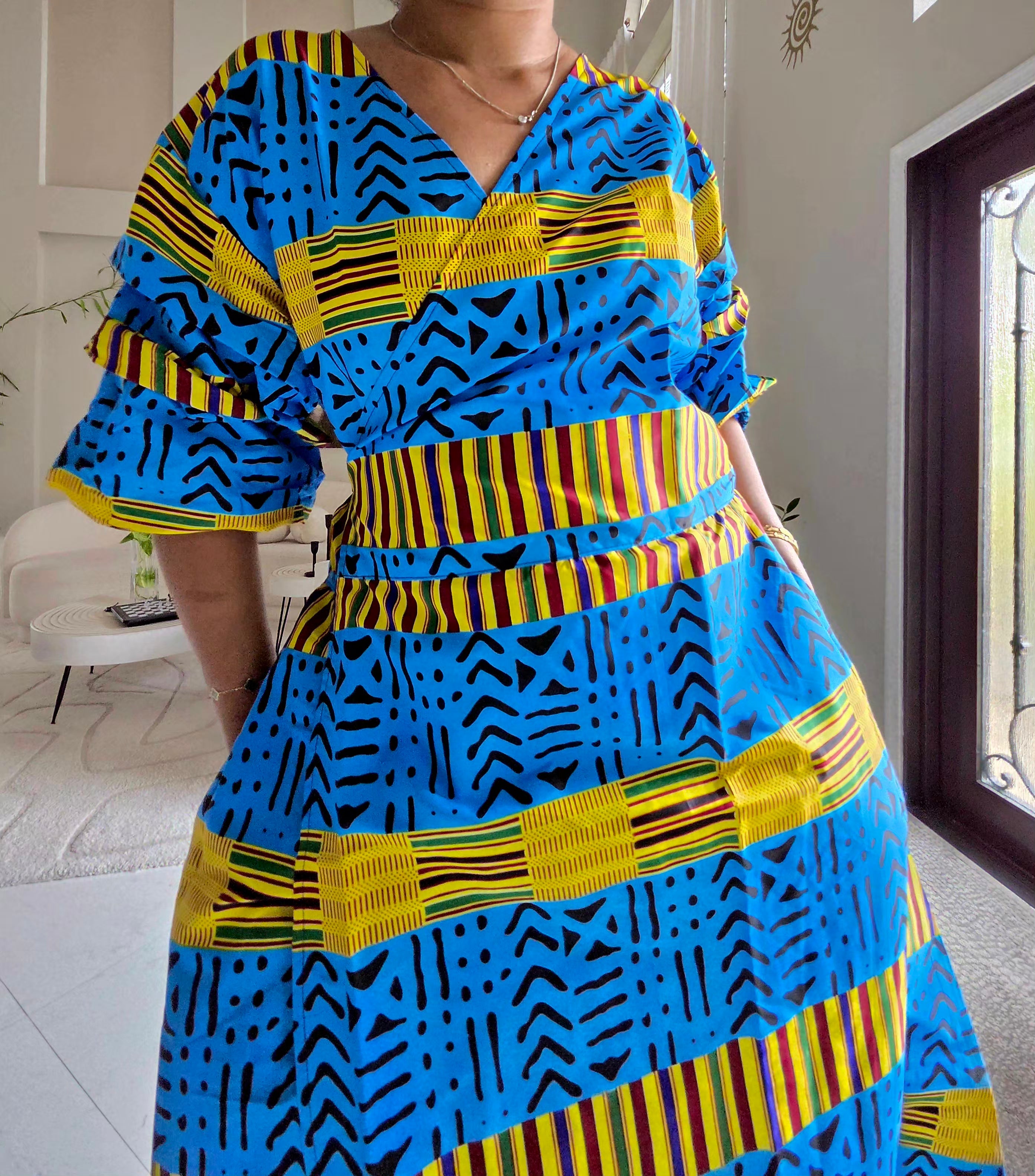 746 Wrap Dress With Puffed Sleeves Print 848