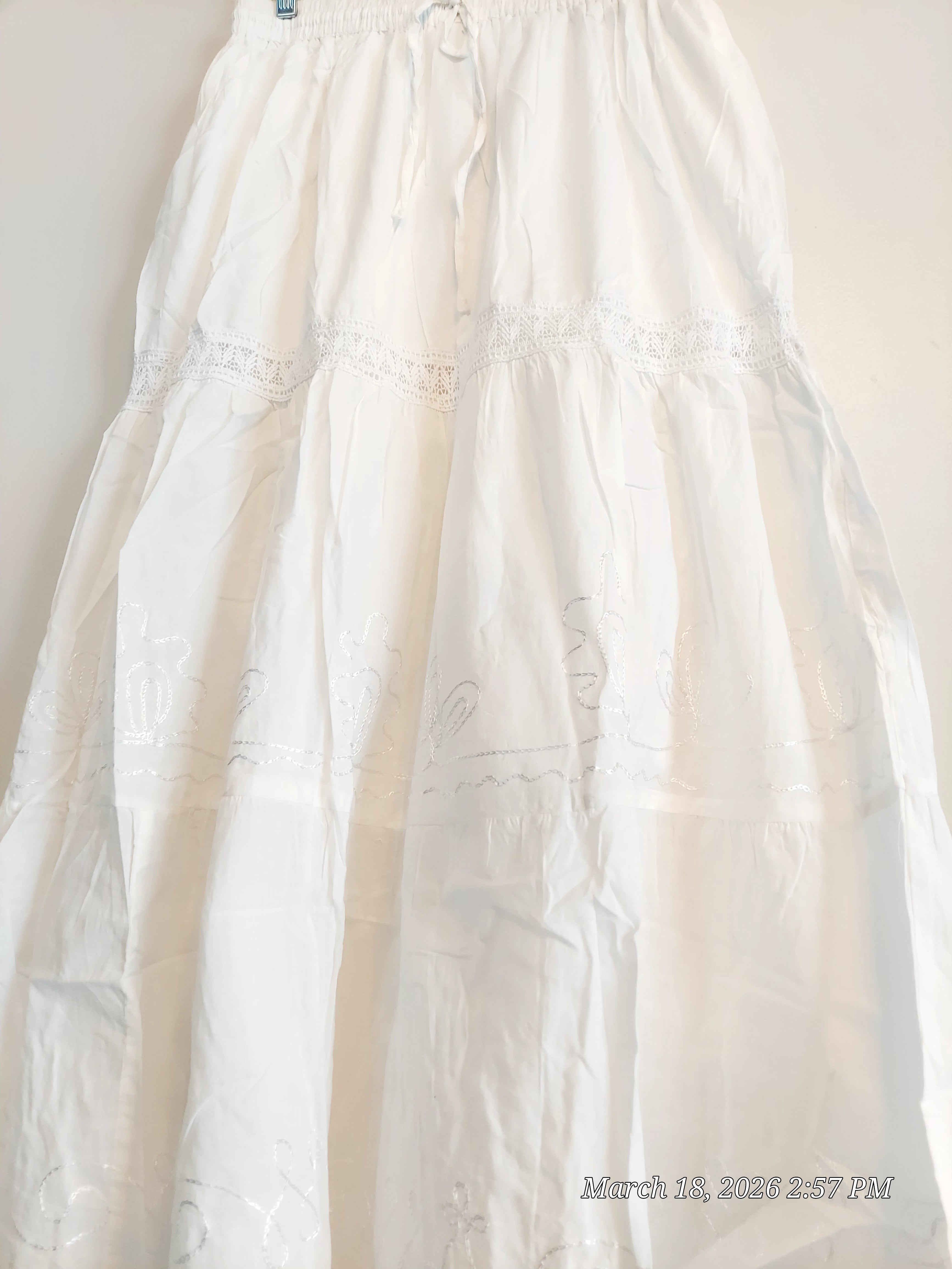 White Cotton Embroidery Skirt CS004