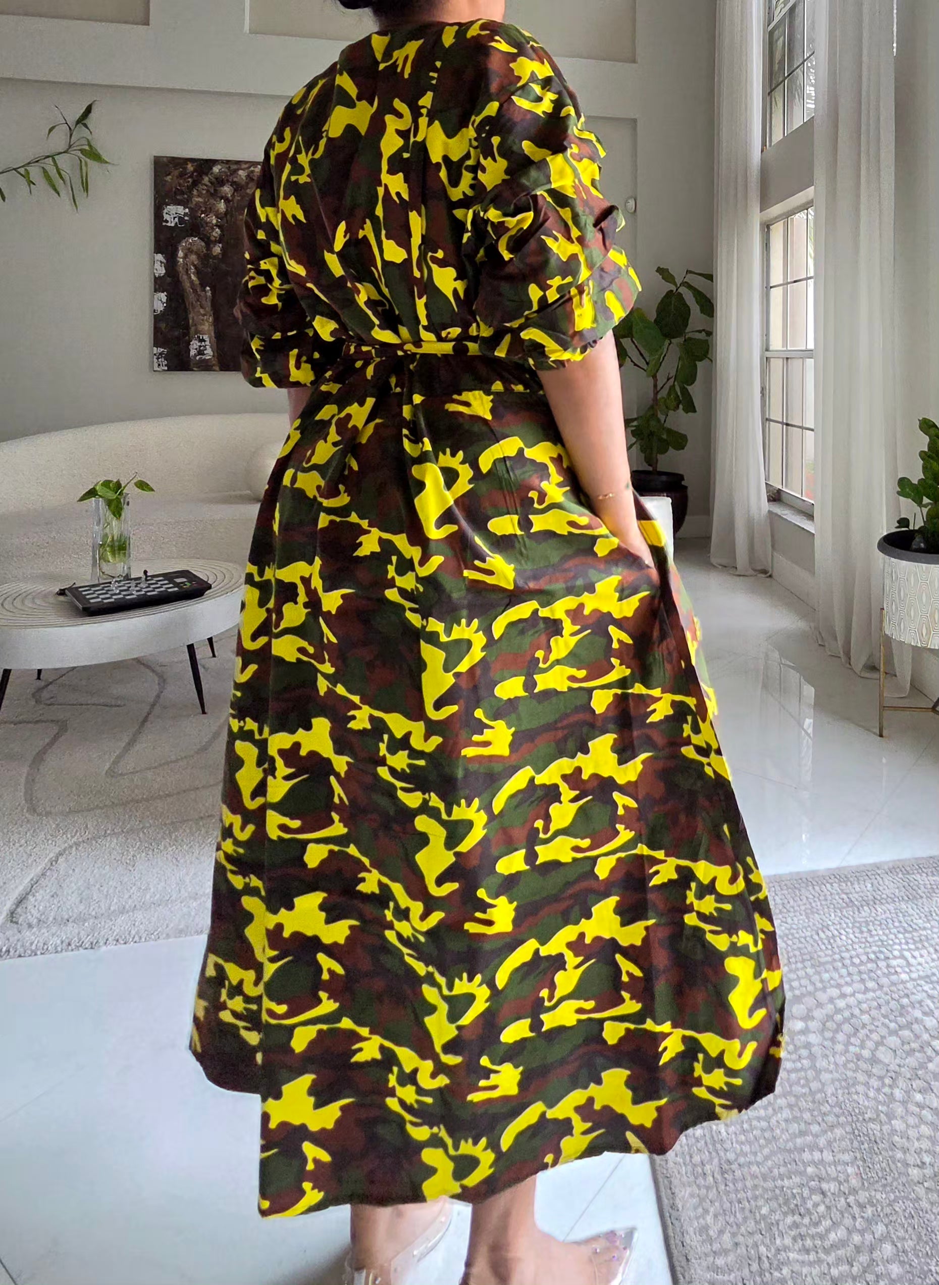 746 Wrap Dress With Puffed Sleeves Print 860
