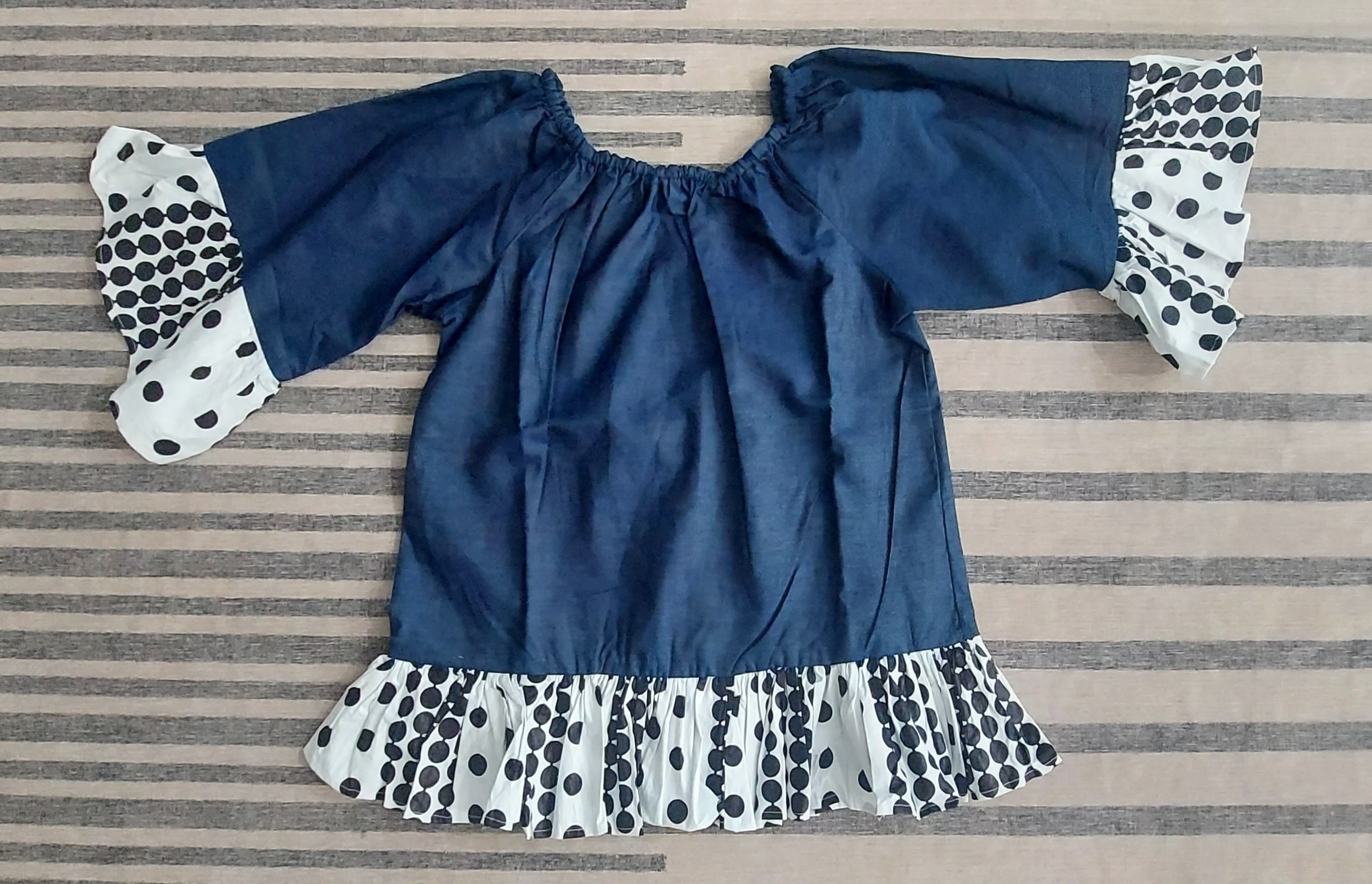 7045 - Women Denim Blouse / Ruffle