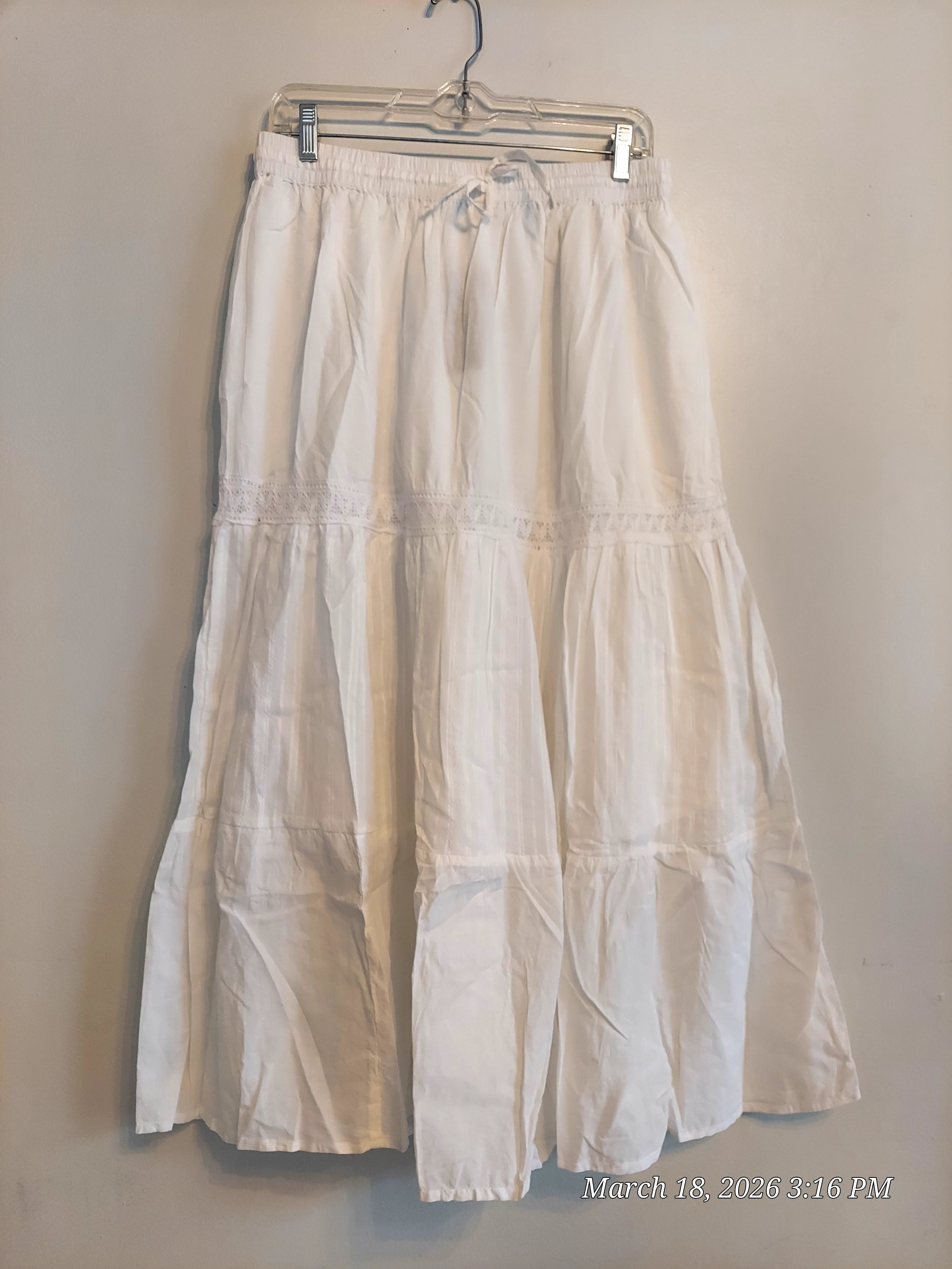 White Cotton Embroidery Skirt CS002