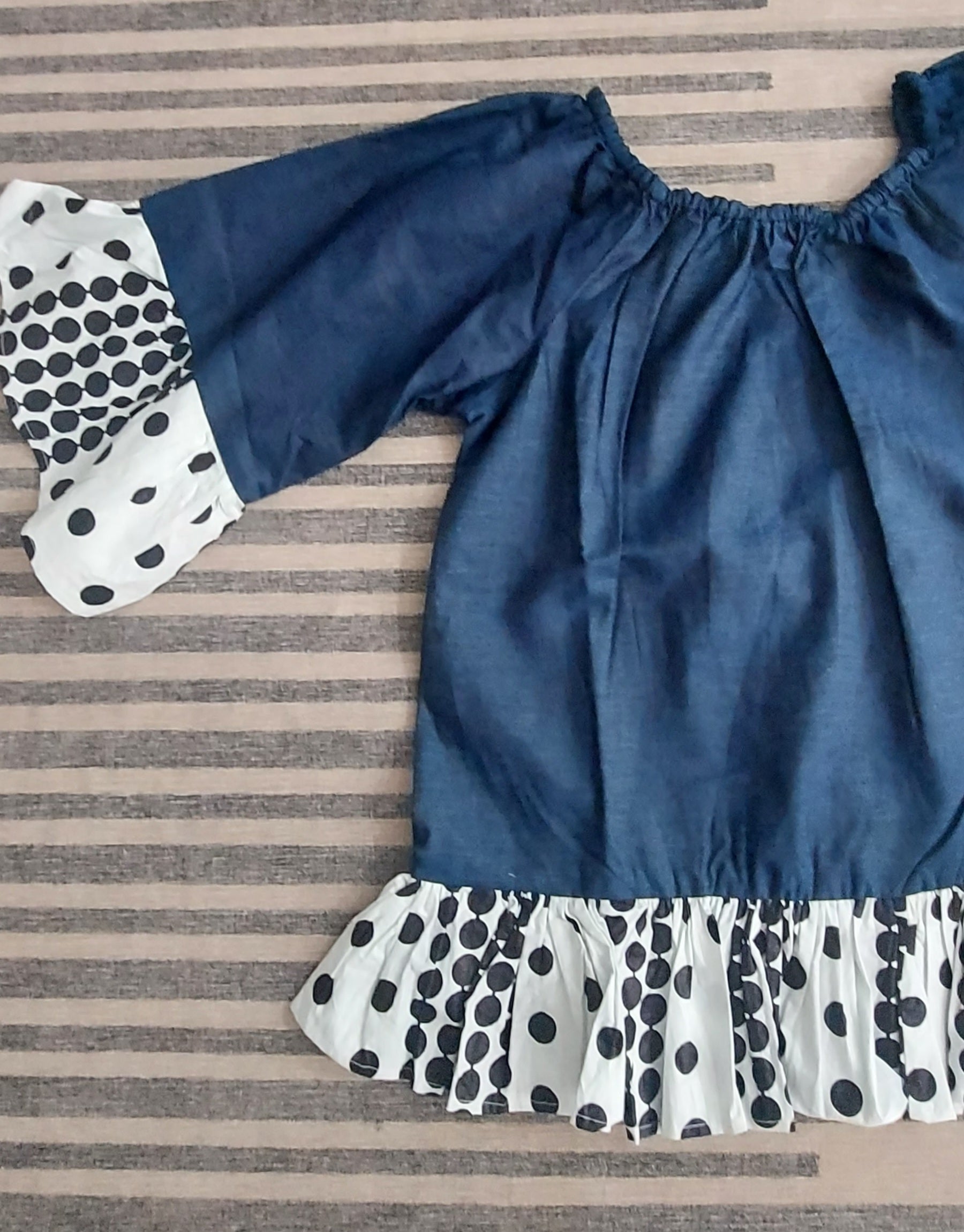 7045 - Women Denim Blouse / Ruffle